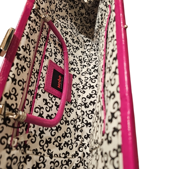 Hobo International Vintage Patent Leather Top Handle/Clutch - Picture 4 of 10